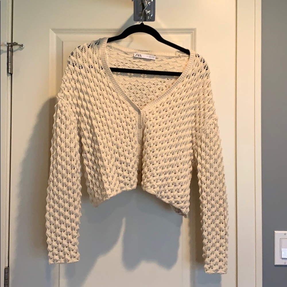 Zara cropped sweater knit  cardigan
